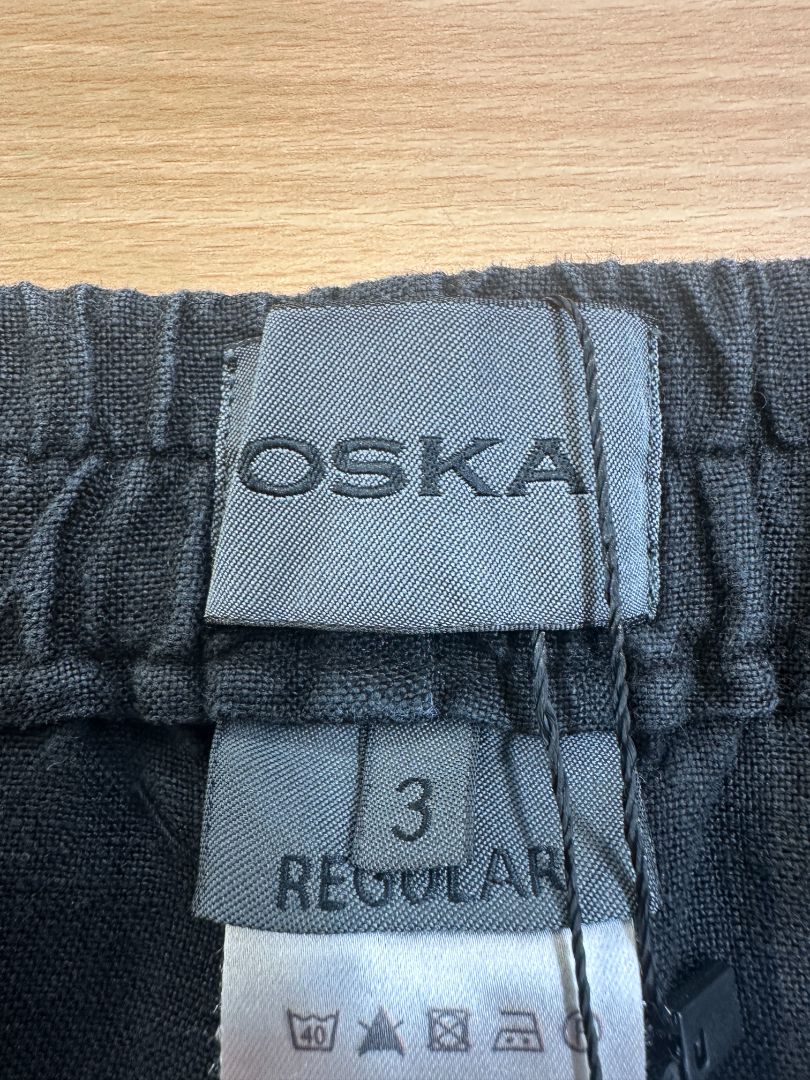Oska Black Wide Leg Linen Cropped Trousers - Size 14
